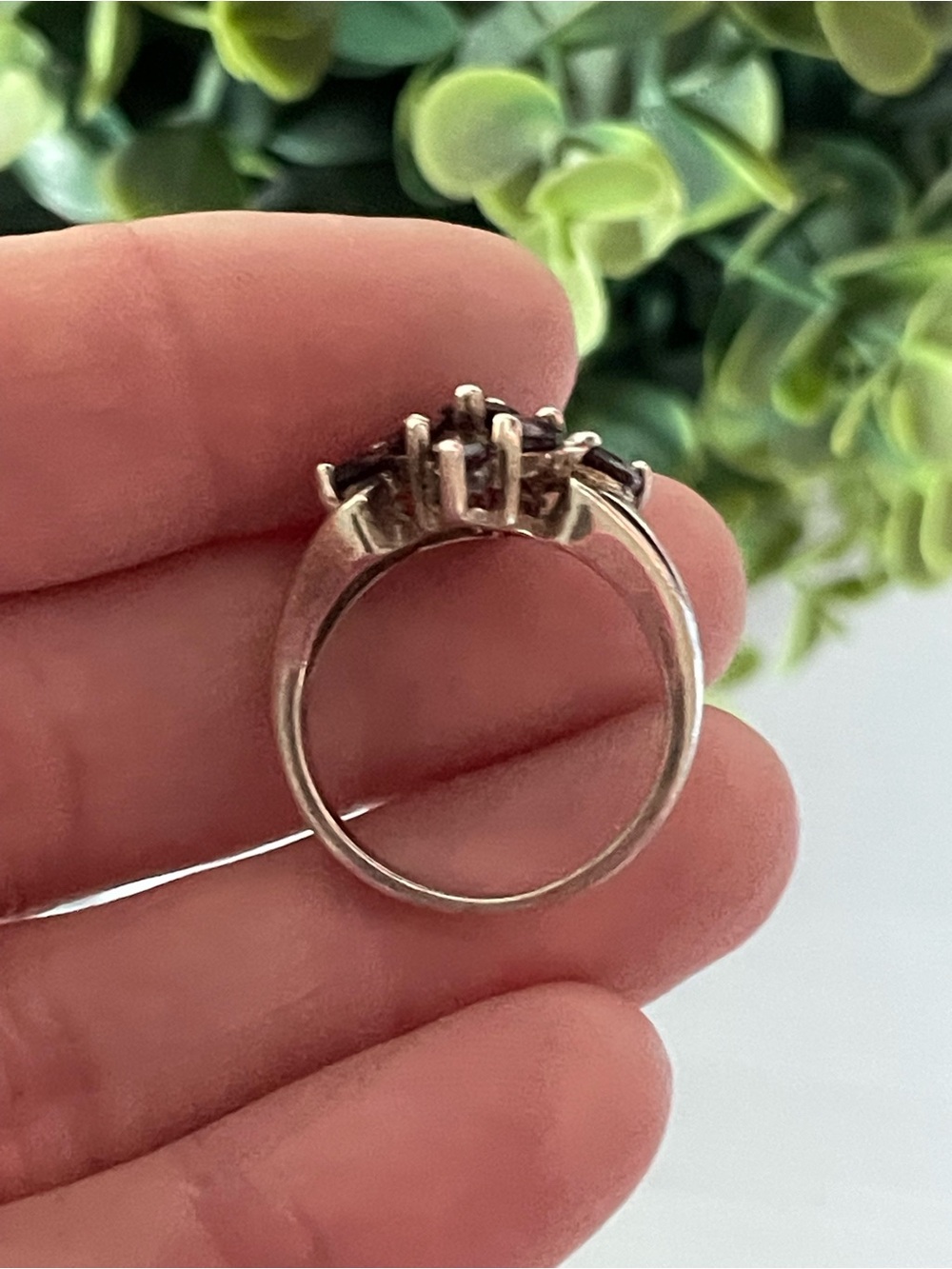 Vintage Avon Genuine Garnet Multi-Marquise Cluster Sterling Silver Ring Size 8 - Picture 3 of 7